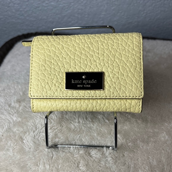 kate spade Handbags - Kate Spade Key Chain wallet